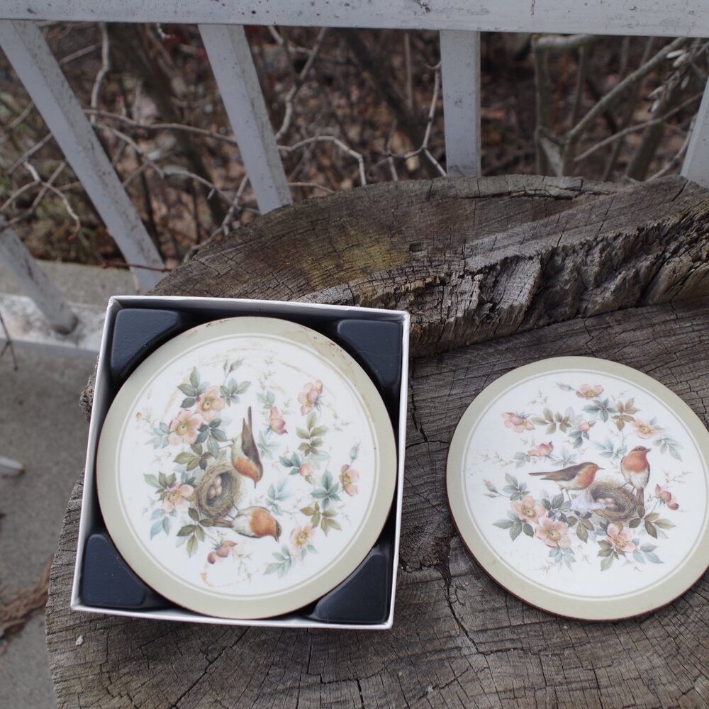 Beautiful Vintage Bird Coasters